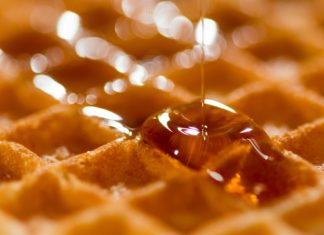 Eggless Waffles
