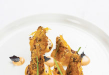 Tandori Bharwan Gucchi