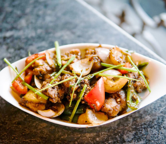 Garlic Pepper Chicken recipe by Chef Jiwan Singh – Executive Chef, Spice Market, Kolkata