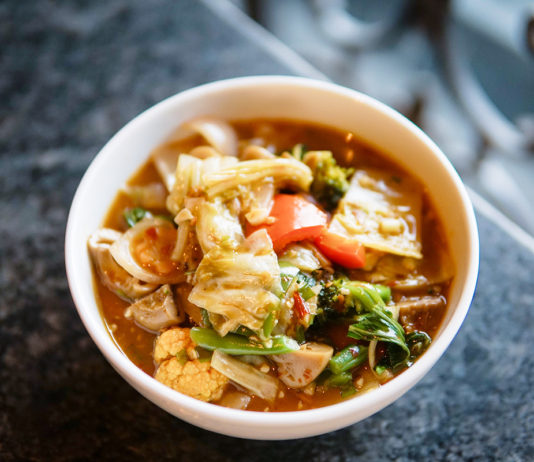 Stir Fry Vegetables in Schezwan Sauce recipe by Chef Jiwan Singh – Executive Chef, Spice Market, Kolkata